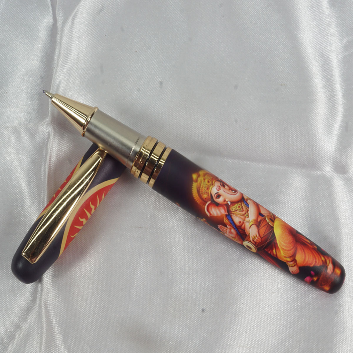 penhouse.in Matte Black And Gold Clip Lord Ganesh Design Cap Type Ball Pen SKU 27997