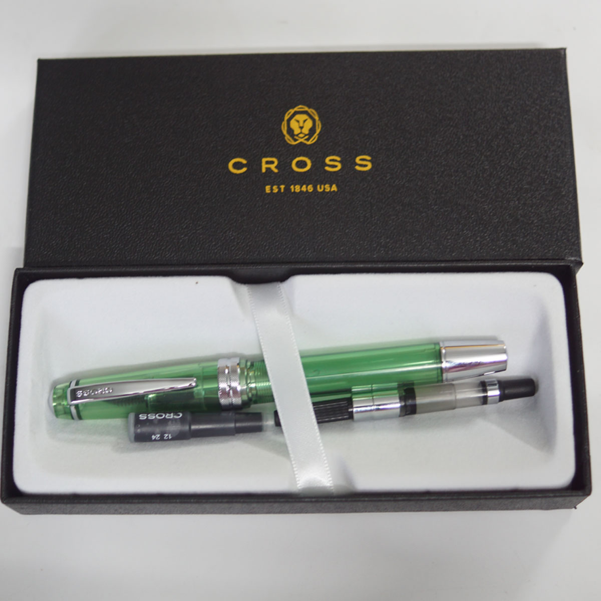 Cross AT0746-19XS Bailey Light Green Color Body and Cap With Silver Clip Extra Fine Nib Cartridge and Converter Type Fountain Pen SKU 28024
