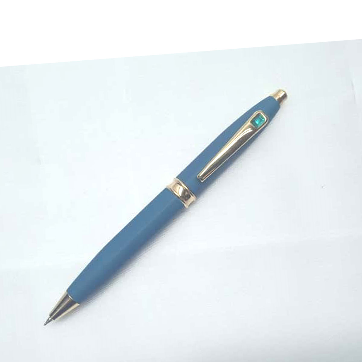 penhouse.in Green Color Body With Gold Color Clip And Twist Type Ball Pen SKU 28129