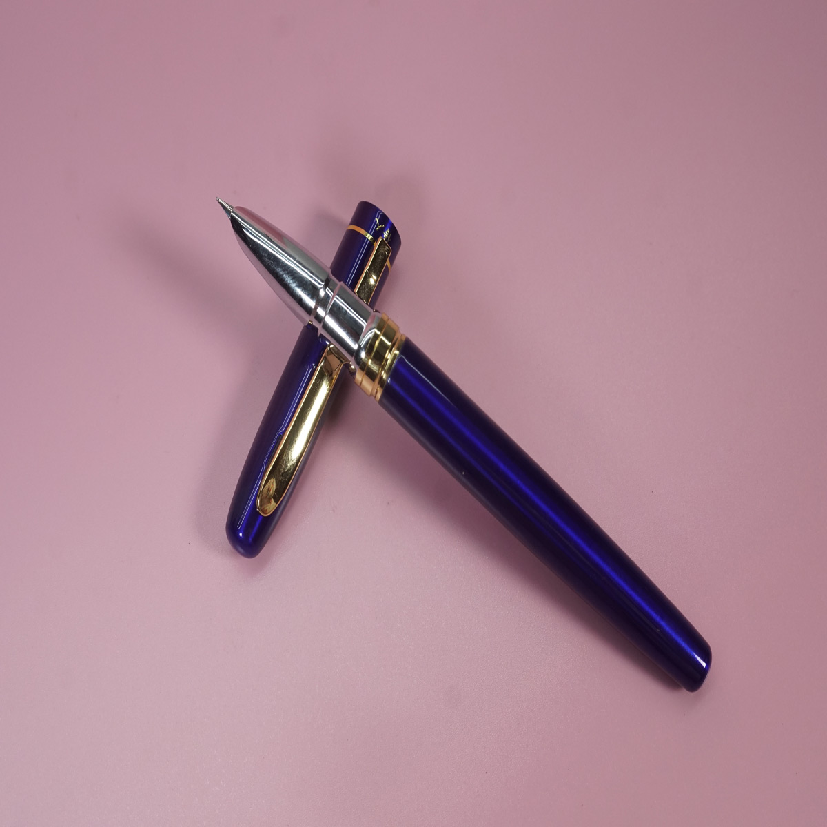 Chren 790 Glossy Blue Color Body and Cap with Gold Clip with Silver Grip Fine Nib Converter Type Fountain Pen SKU 28279