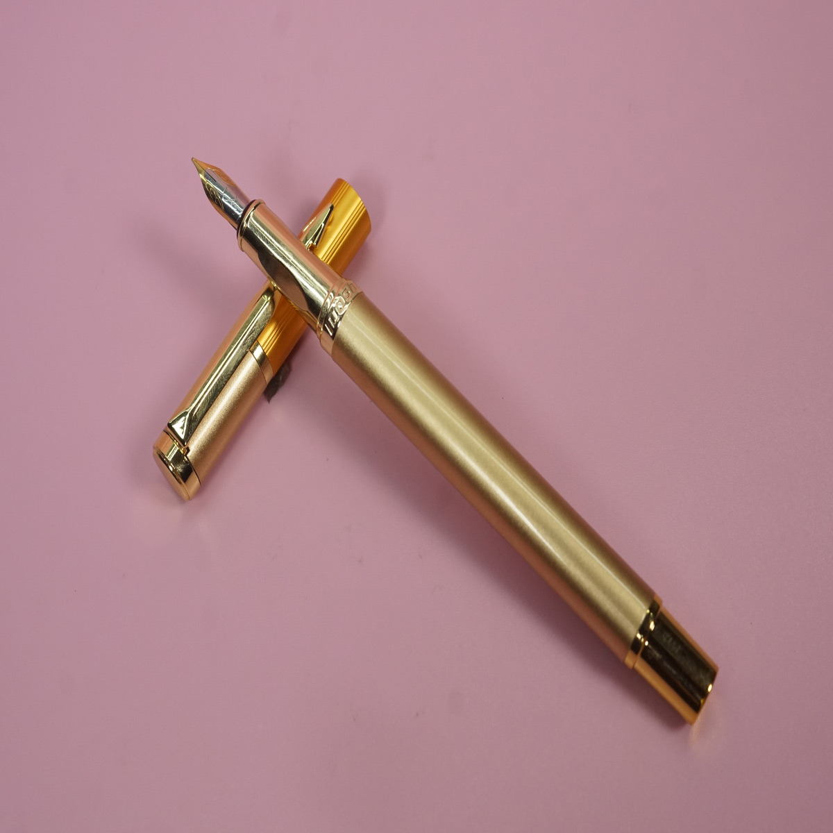 Luoshi Gold Body and Gold Yellow Color Gold Clip and Grip with Fine Nib Converter Type Fountain Pen SKU 28293