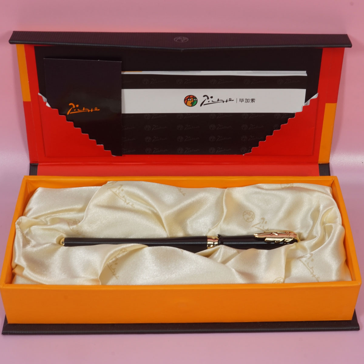 Pimio 986 Glossy Black Color Body And Gold Leaf Clip Designed Shape Blooming Flower Cap Fine Tip Roller Ball Pen SKU 28387