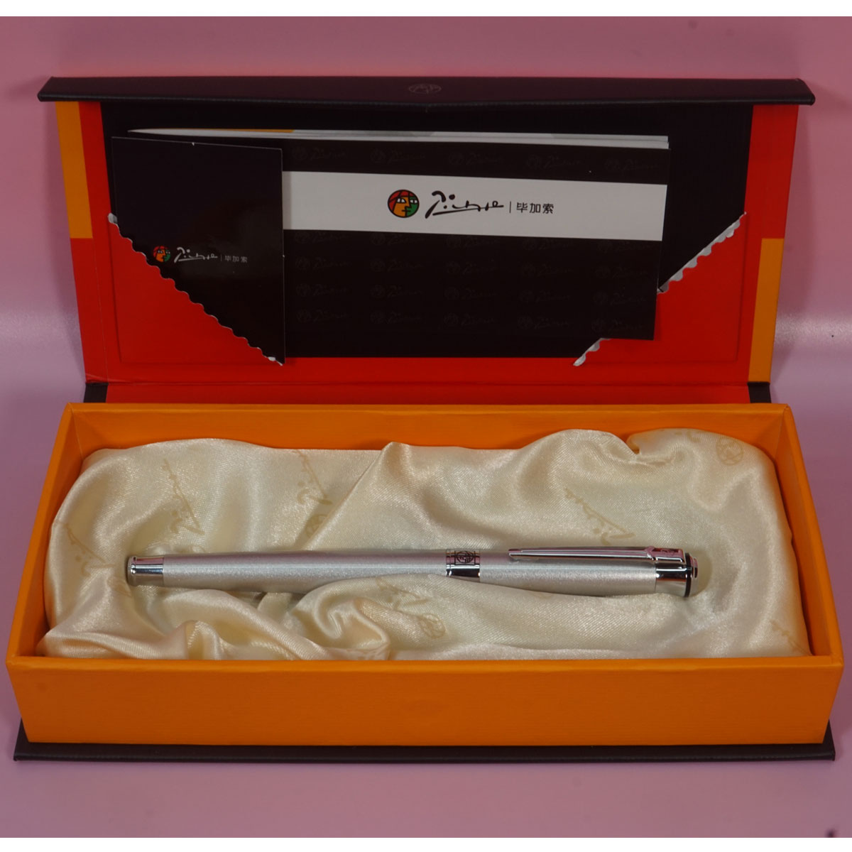 Pimio 903 Glossy Silver Color Body With Silver Clip And Trim Fine Tip Cap Type Roller Ball Pen SKU 28402