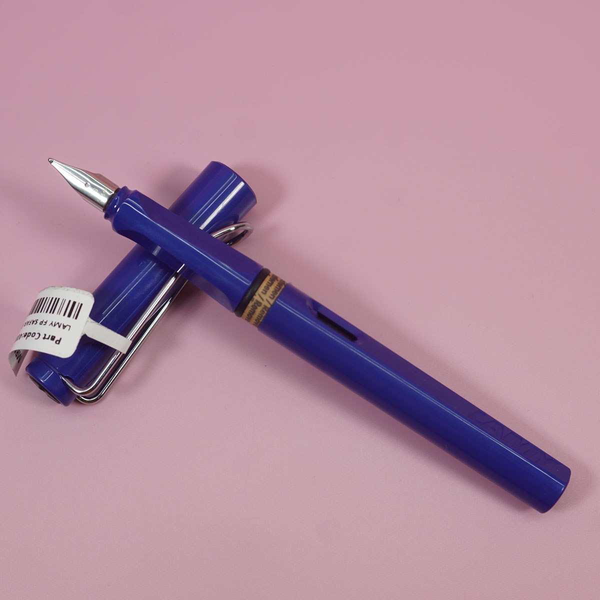 Lamy Safari Blue Color Cap and Body with Broad Nib Converter And Cartridge Type Fountain Pen SKU 28433