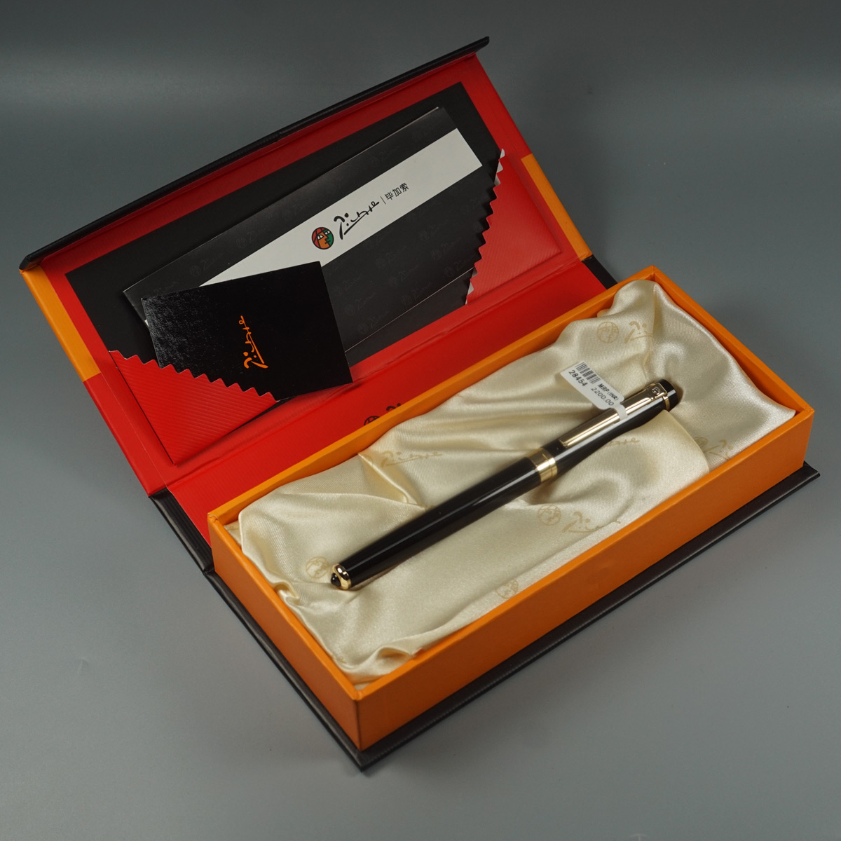 Pimio 908 Black Color Body With Gold Clip Fine Tip Cap Type Roller Ball Pen SKU 28454