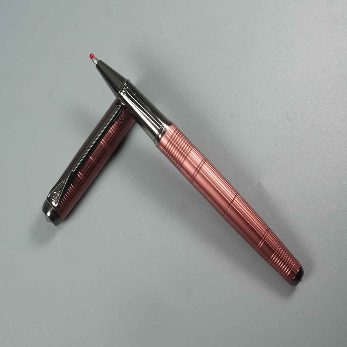 Luoshi 3326 Full Pink Color Body and Cap Gun Metal Clip and Grip Roller Ball Pen SKU 28525
