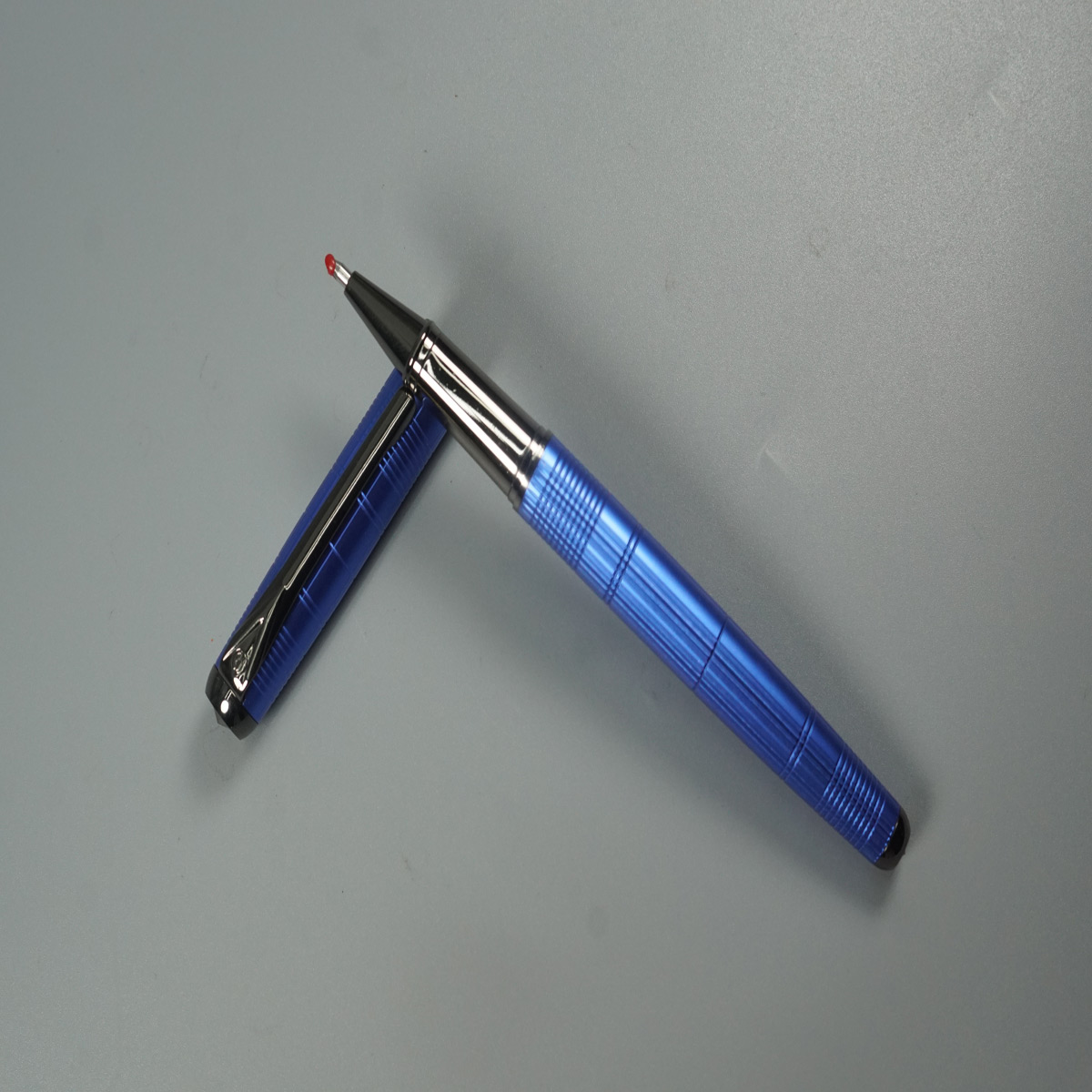 Luoshi 3326 Full Blue Color Body and Cap Gun Metal Clip and Grip Roller Ball Pen SKU 28527