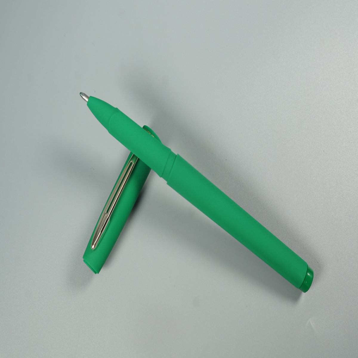 Baoke Matte Green Color Body and Cap Silver Clip 1.0MM Gel Pen SKU 28544