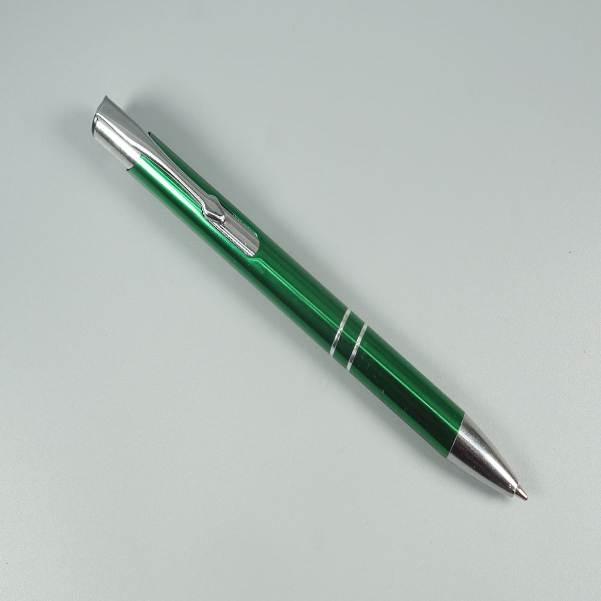 penhouse.in Glossy Dark Green Color Body with Silver Clip and Grip Medium Tip Retractable Ball Pen  SKU 28631