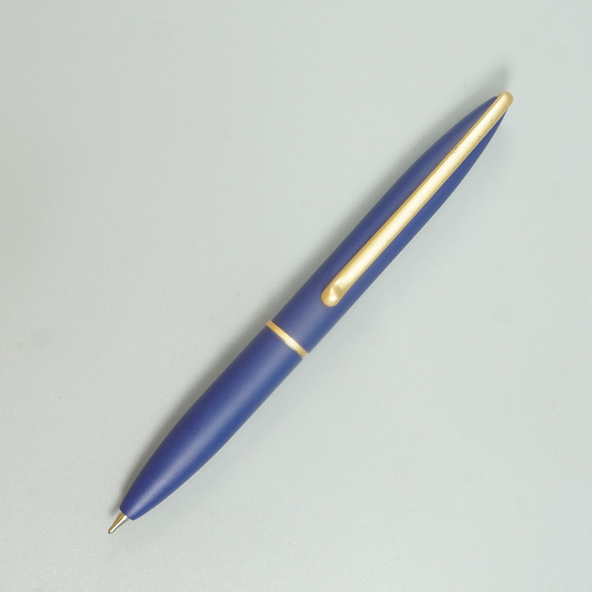 penhouse.in  Mini Blue With Gold Clip Twist Type Ball Pen SKU 28706