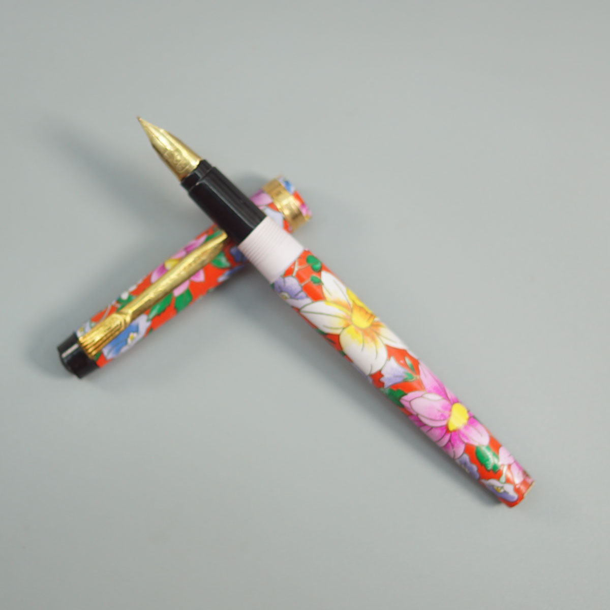 Butterfly 660 MultiColor Floral Design And Gold Clip Medium Nib Eye Dropper Model Fountain Pen  SKU 28830