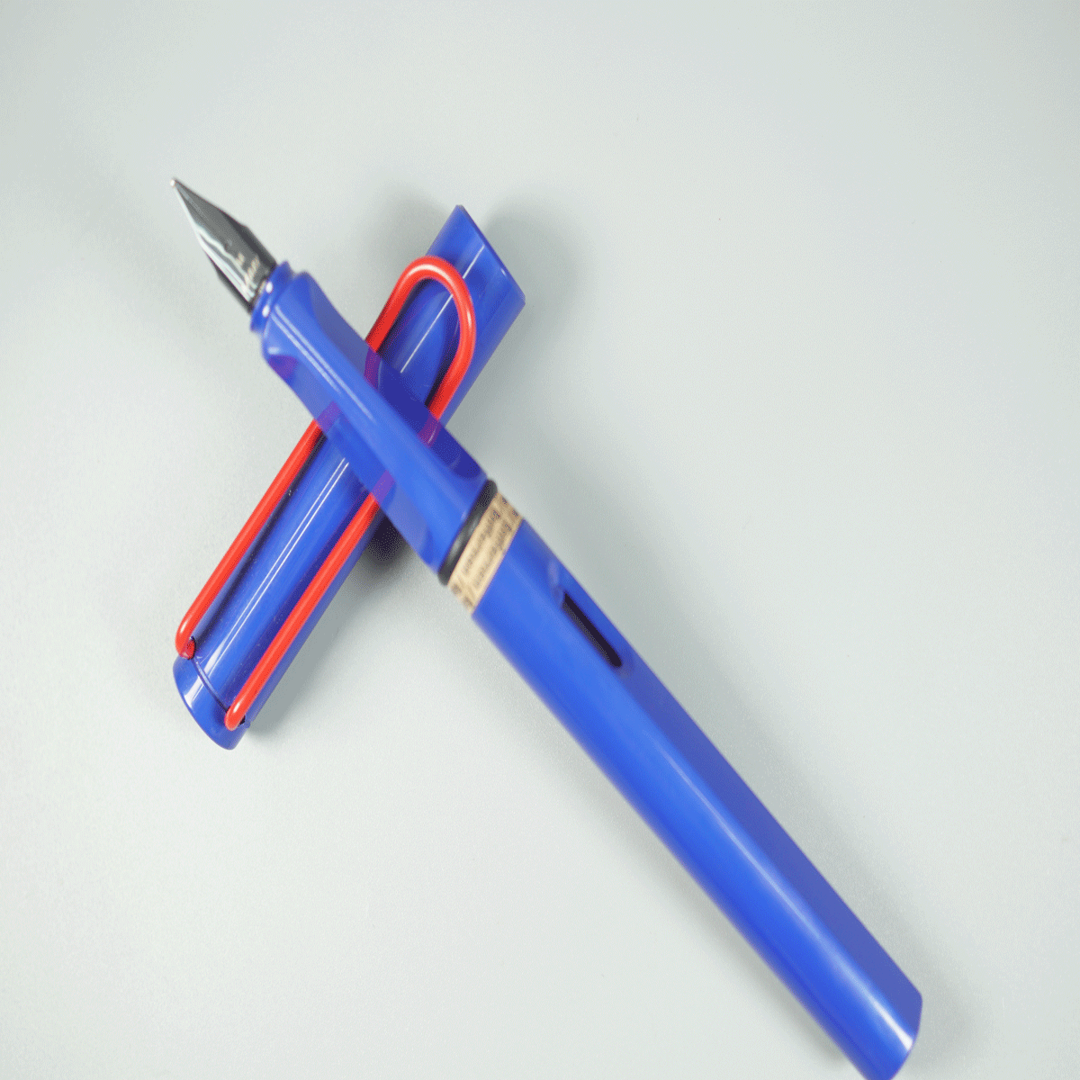 Lamy Safari Special Edition Blue Color Body and Cap With Red Clip Medium Nib Cartridge and Converter Type Fountain Pen SKU 28858