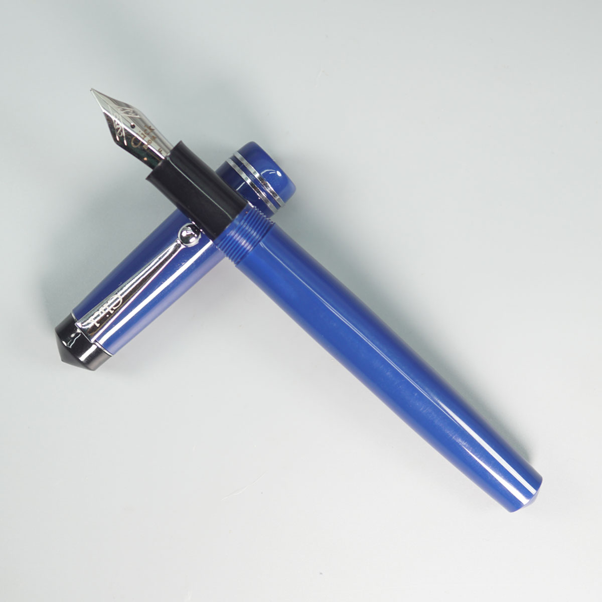 Click Aristocrat Blue Color Body With Silver Clip And No.35 SSF Fine Nib (3 in 1)Eye Dropper Model Fountain Pen SKU 28882