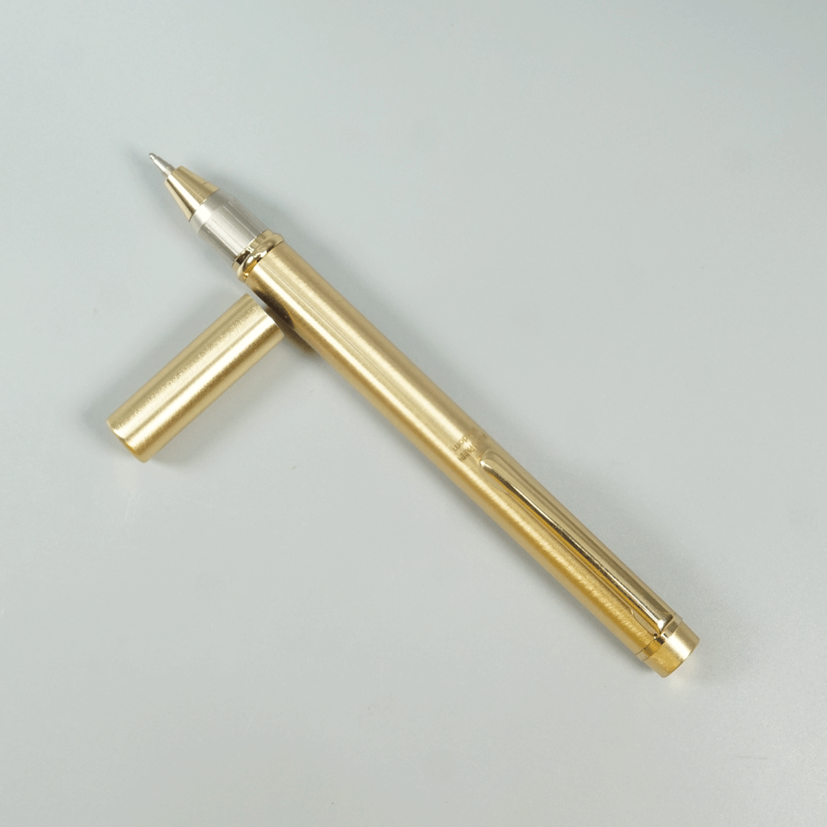 Picasso Parri Wisdom Gold Color Body And Magnetic  Cap Type Ball Pen SKU 28959