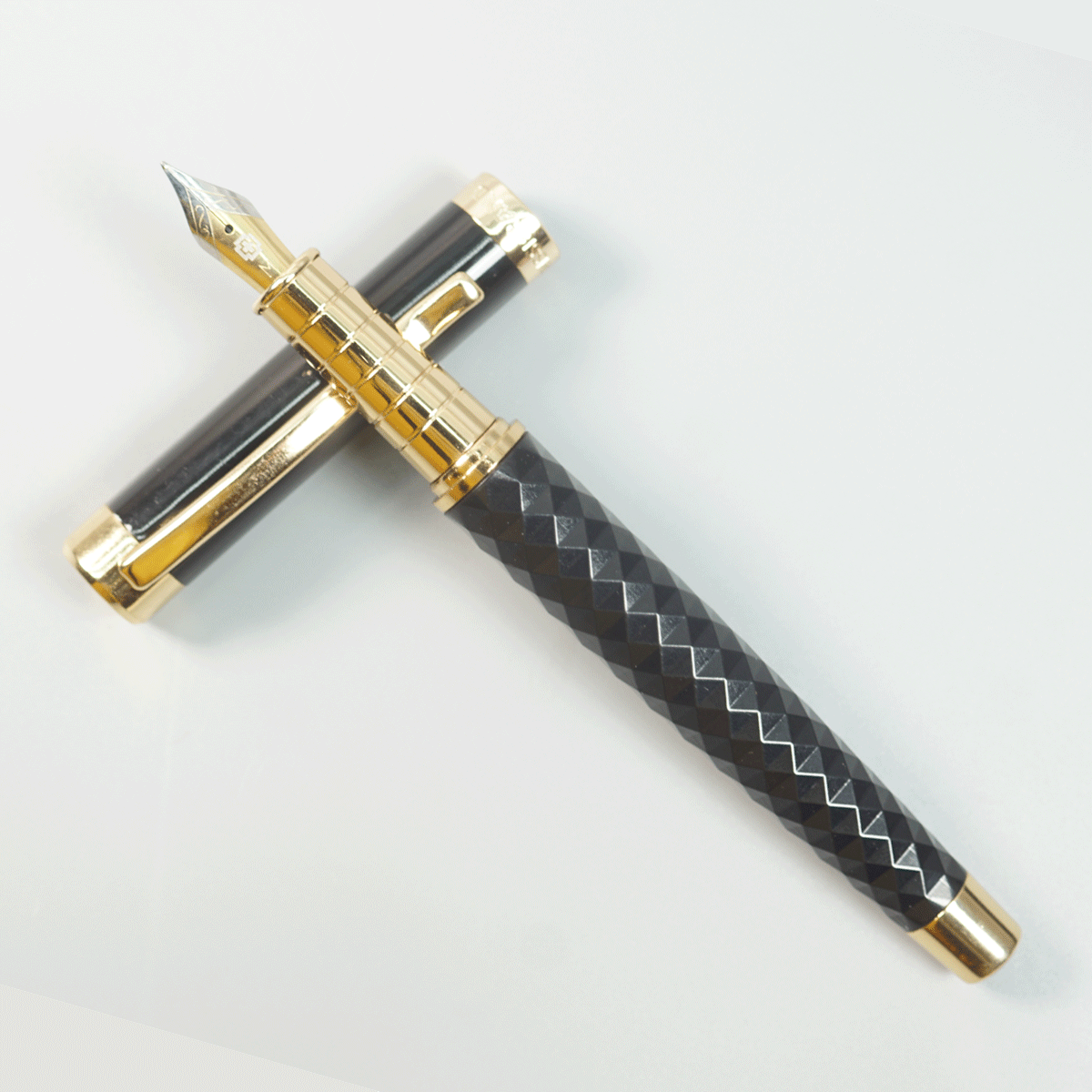 Swiss Brand 2513 Black Color Body With Gold Color Clip And Medium Nib Converter And Cartridge Type Fountain Pen  SKU 29037