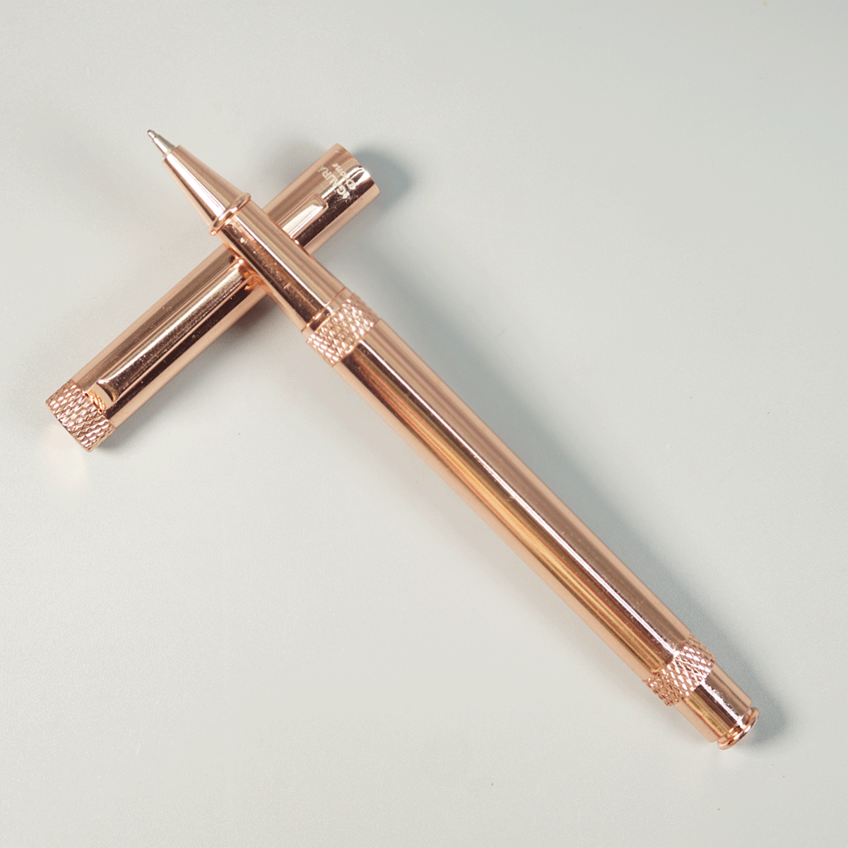 Sigaura Drone Rose Gold Color Body  And designed Trim Cap Type Ball Pen SKU 29071
