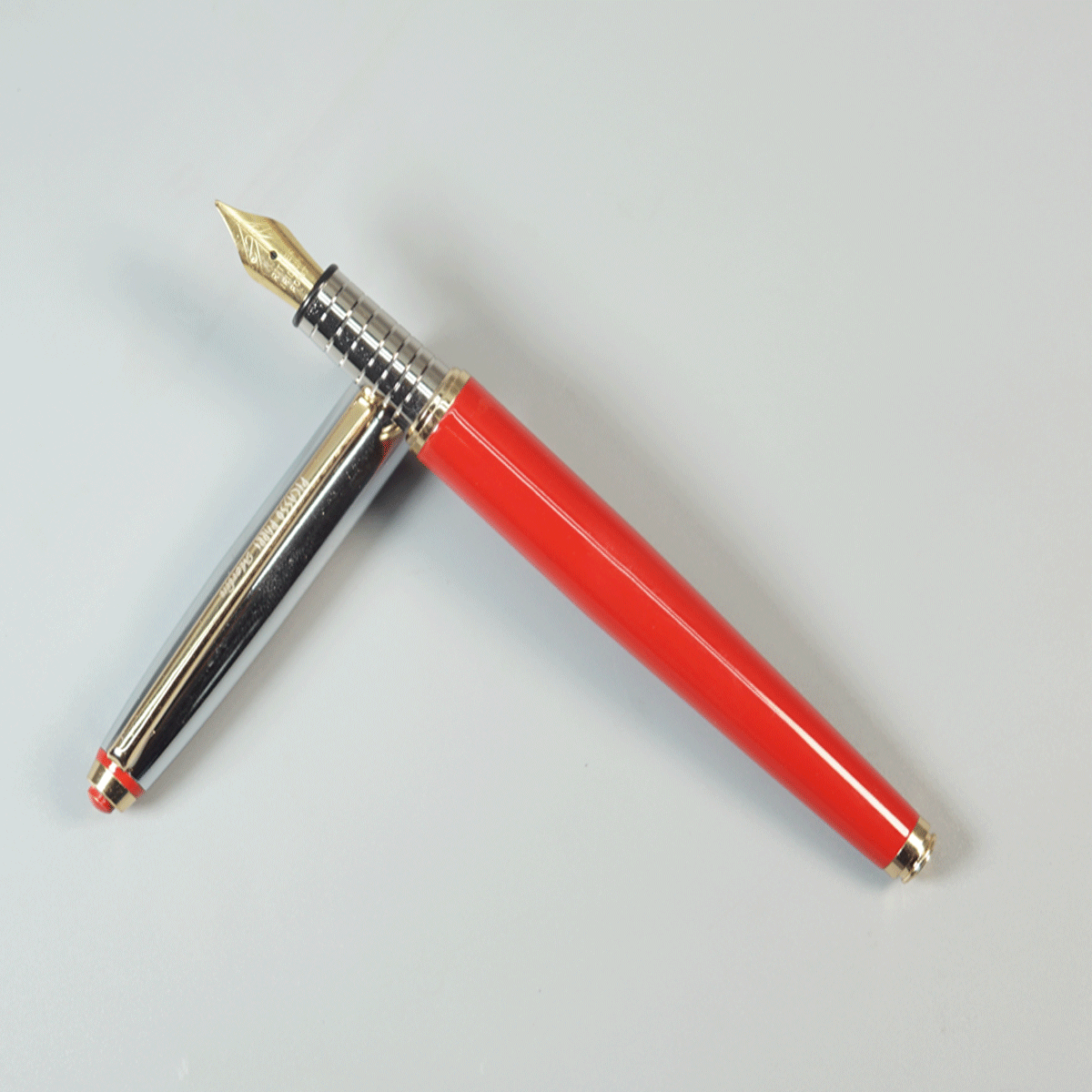 Picasso Parri Merlin Red Color Body With Silver Clip Cartridge Type Fountain Pen 29142