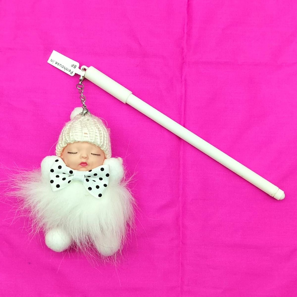 penhouse.in White Color Jel Pen With White Color Baby Doll Key chain SKU 51689