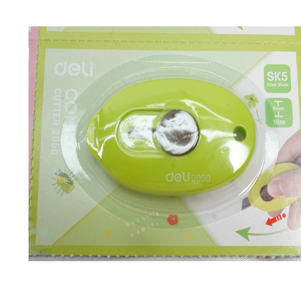 Deli Comiko Light Green Color Body And  9mm Size Mini Cutter SKU 51856