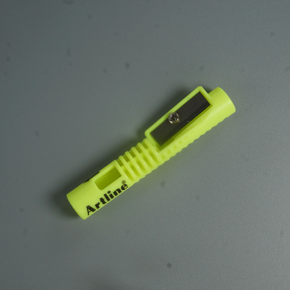Artline Yellow Color Lightweight And Sharpener Plus Extender SKU 51919