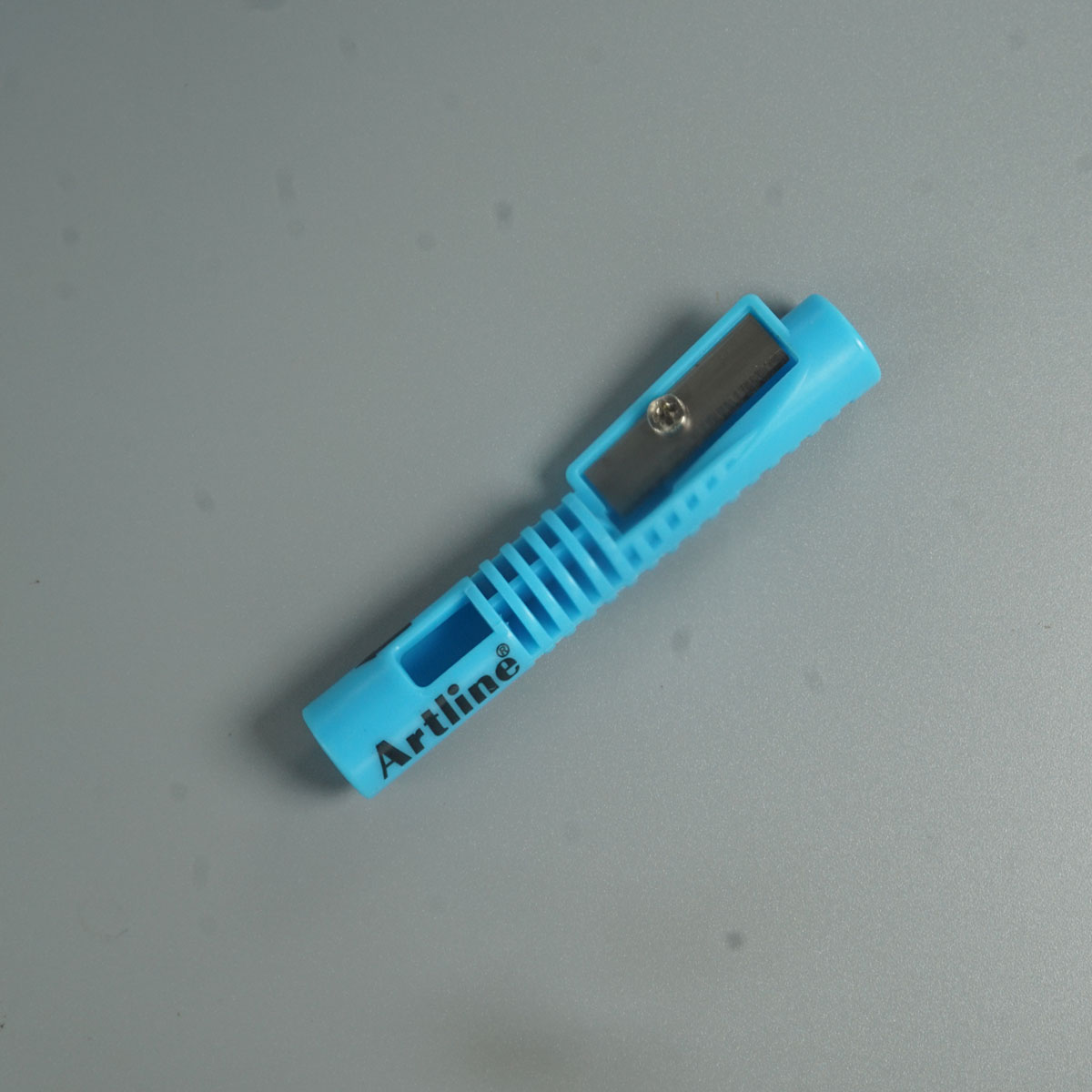 Artline Blue Color Lightweight And Sharpener Plus Extender SKU 51920