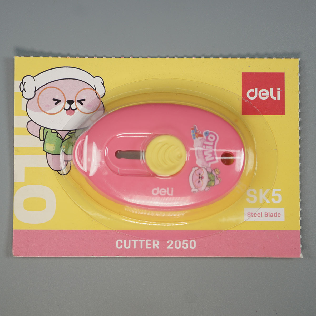 Deli Pink Color Body And  9mm Size Mini Cutter SKU 51990