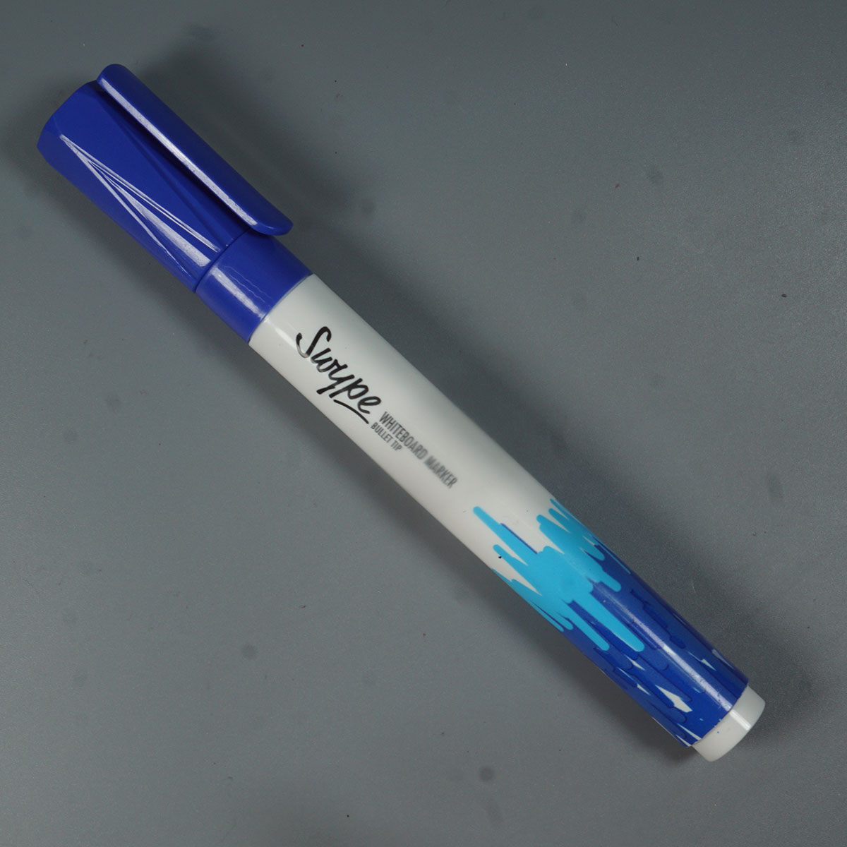 LINC  Swype Whiteboard Marker Bullet Tip White and Blue Color Body Blue Writing Non Toxic and Easy to Wipe SKU 52238