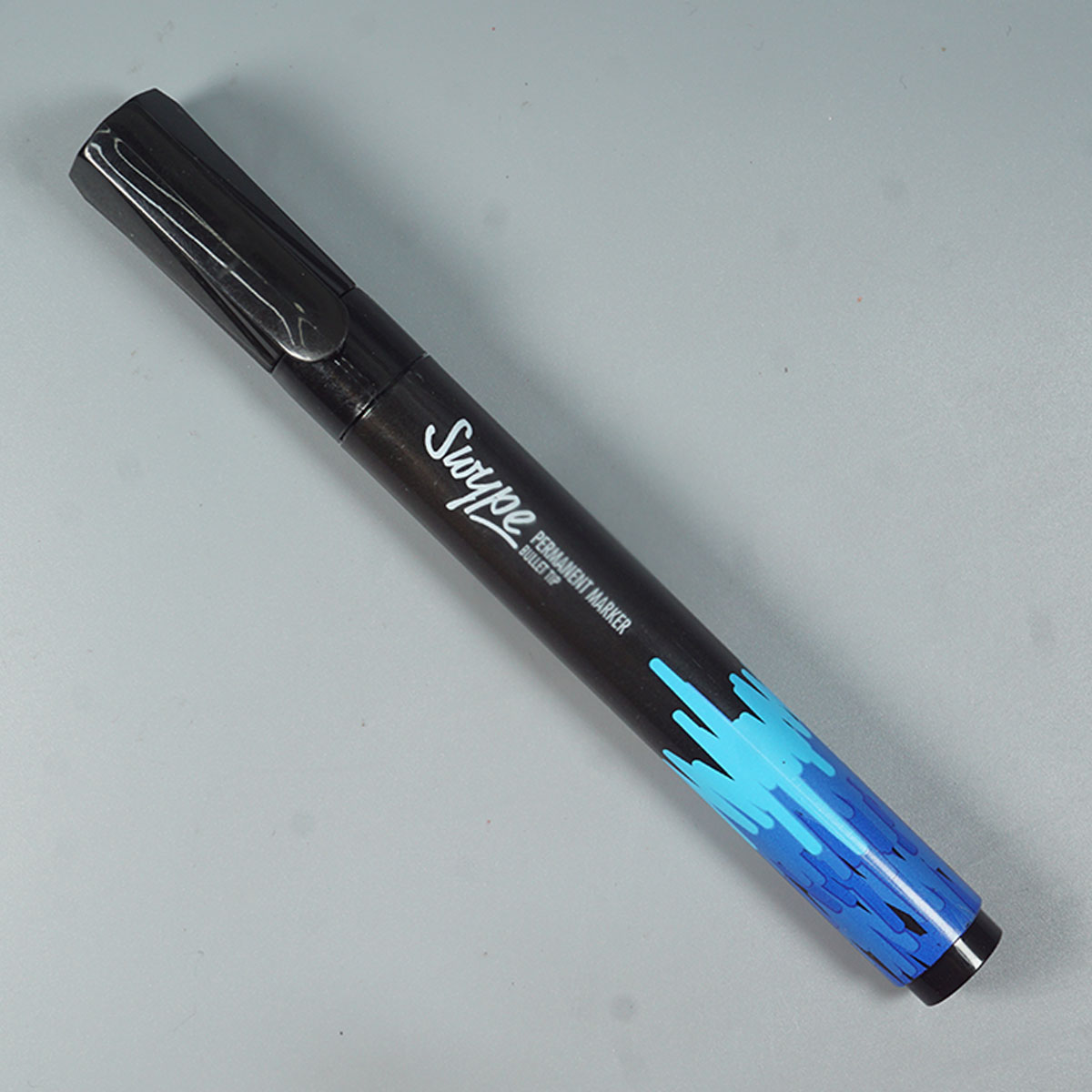 LINC  Swype Permanent Marker Bullet Tip  Black and Blue Color Body With Blue Writing Marker SKU 52241