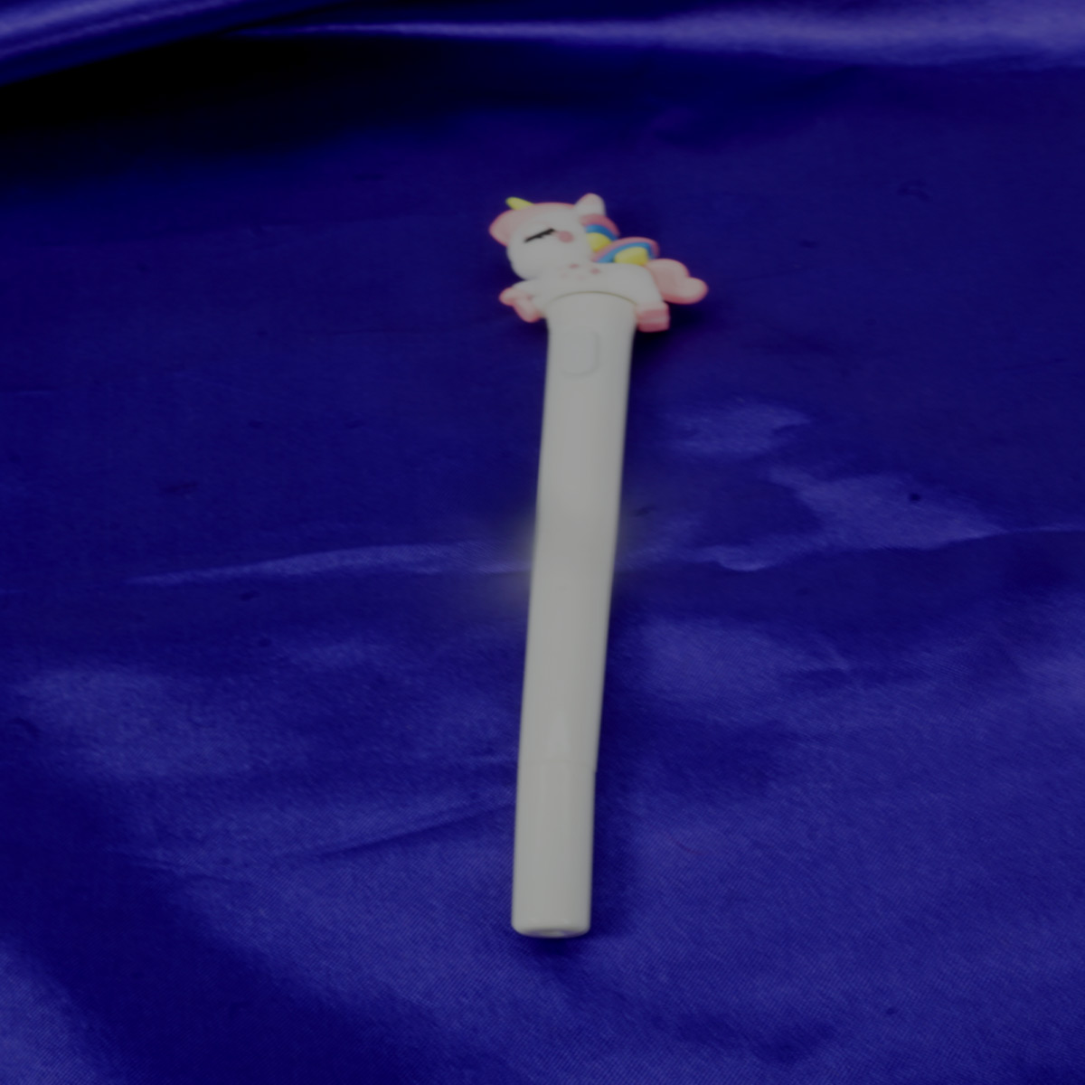 Penhouse.in White Color Body With White Color Unicorn Design With Multicolor Light Gel Pen  SKU 55298