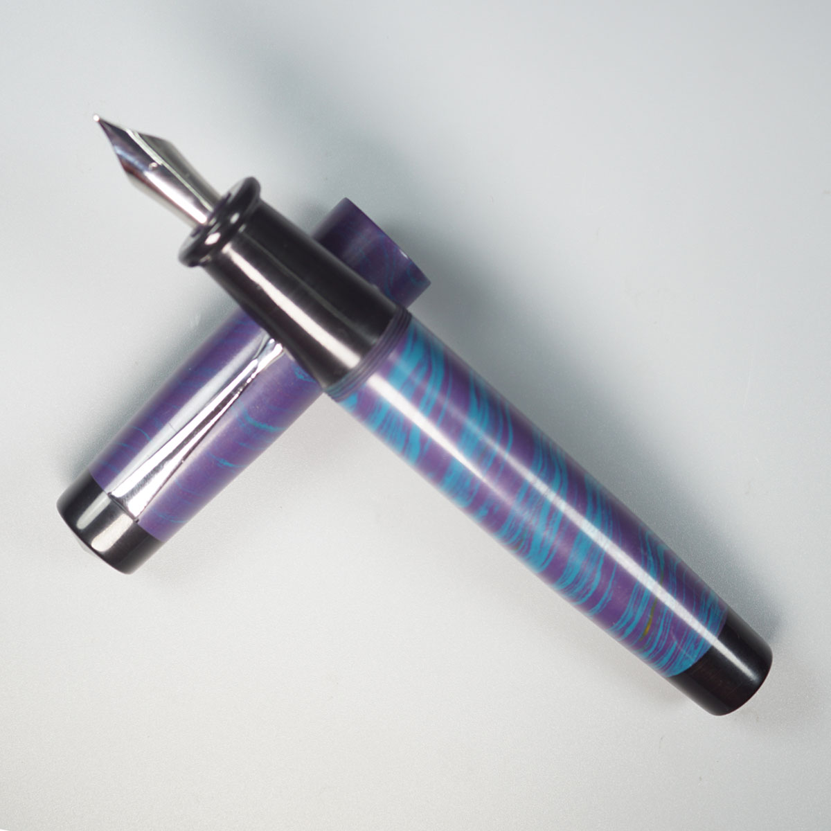 WOW Brand Model- 1015B Thazham (தாழம்) 20/18mm  Classic Ebonite Green With Purple Color Body and Cap Silver Clip Eyedropper Plus Cartridge And Converter Fountain Pen with Fine  Jowo Nib Threads SKU 60070