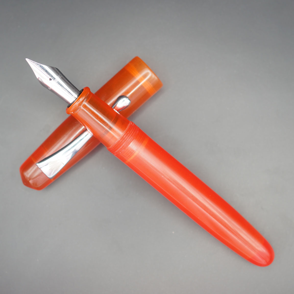 WOW Brand Model-1024A  Pirai பிறை Sindoor சிந்தூர் Red  14/16MMColor Body and Cap Silver Clip Eyedropper Plus Cartridge And Converter Type Fountain Pen with Kanwrite Jowo Thread Nib SKU 60139