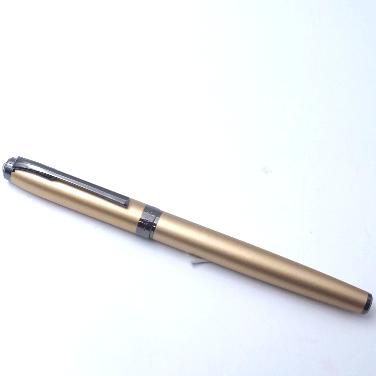 Sailstar Gold Color Body Gun metal Clip & Stone on Top Cap type  Fountain Pen SKU 26438