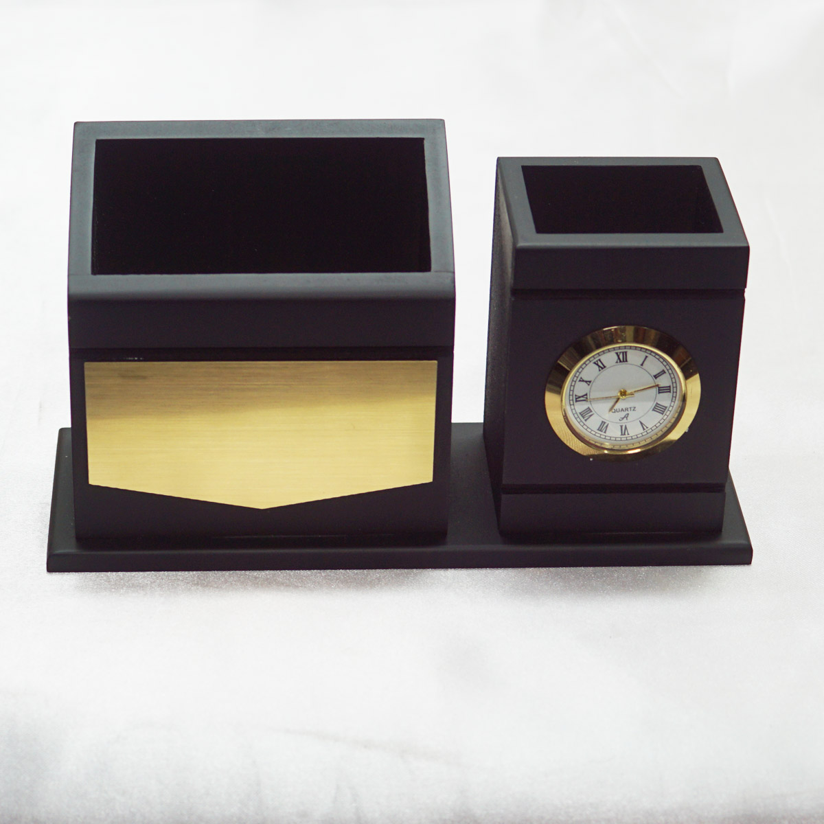 penhouse.in Customized Plastic Pen Stand With Clock And Holder SKU 87167