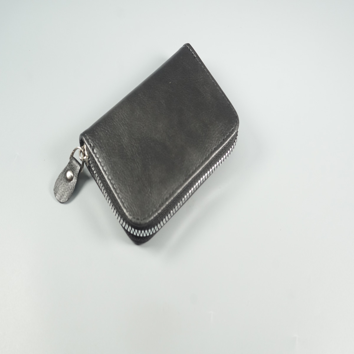 penhouse.in Black Color Leather Zip Type Card Holder SKU 87435