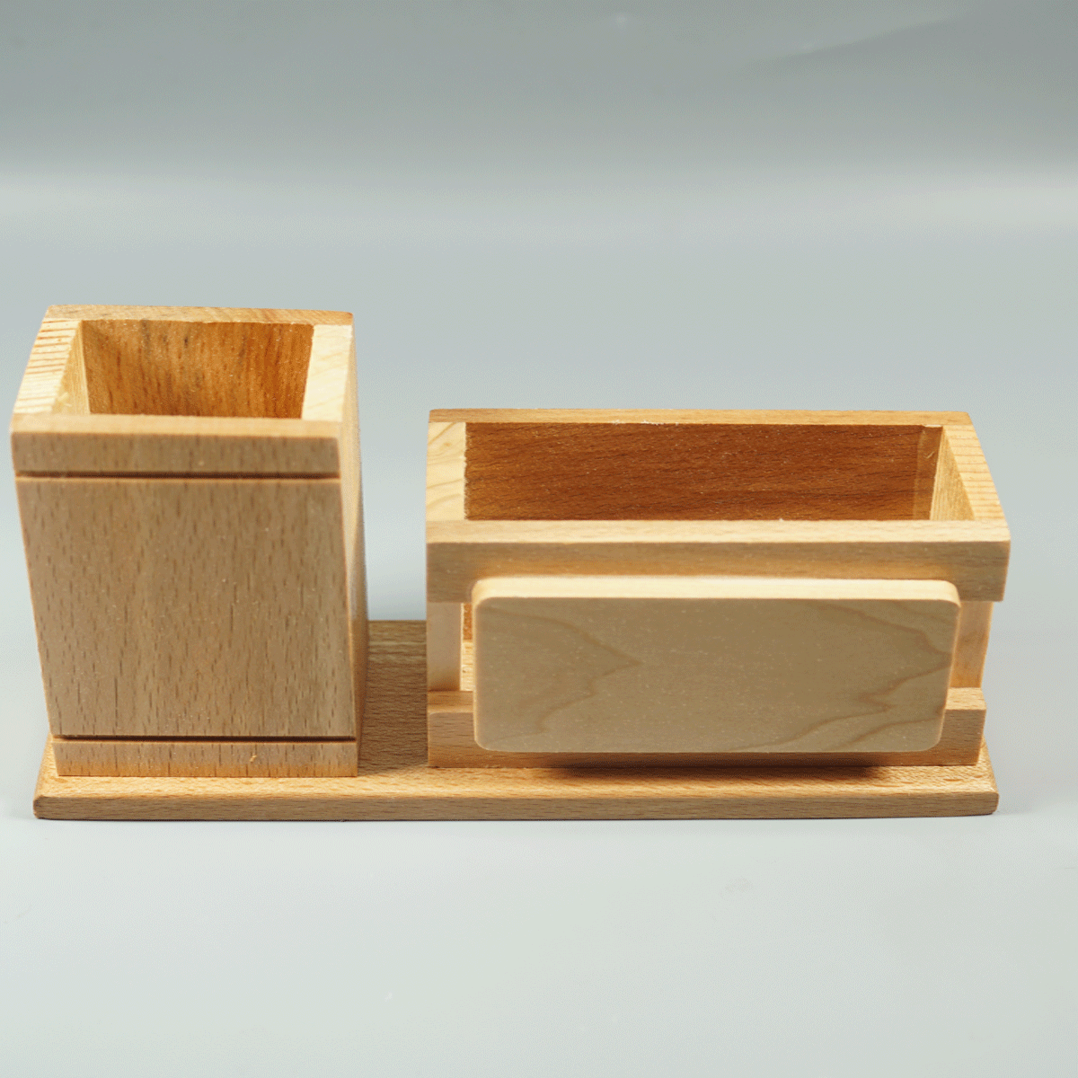 penhouse.in  Personalized Engraved  Wooden Card Holder and Pen Stand SKU 87439