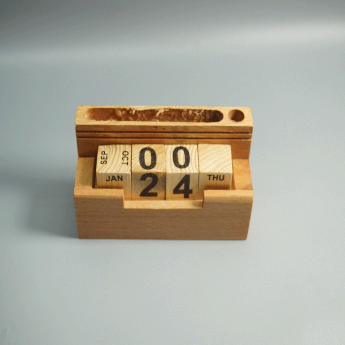 penhouse.in Calendar Pen holder and Visiting Card Holder with Customization SKU 87445