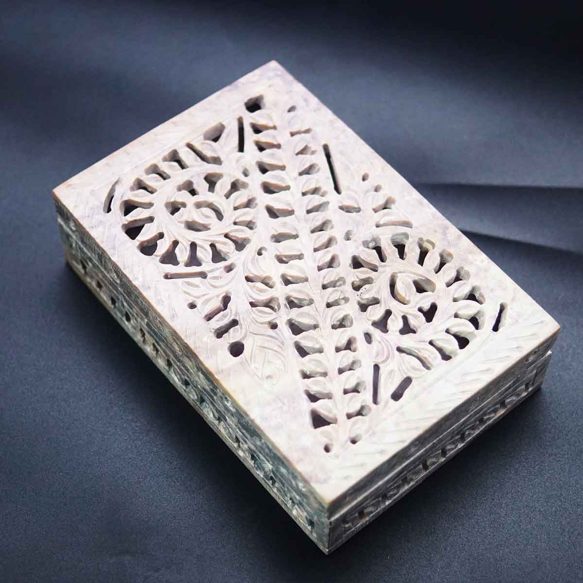 penhouse.in Rectangular Shaped Hand Carved Jewellery Box Gift Item Showpiece SKU 95032