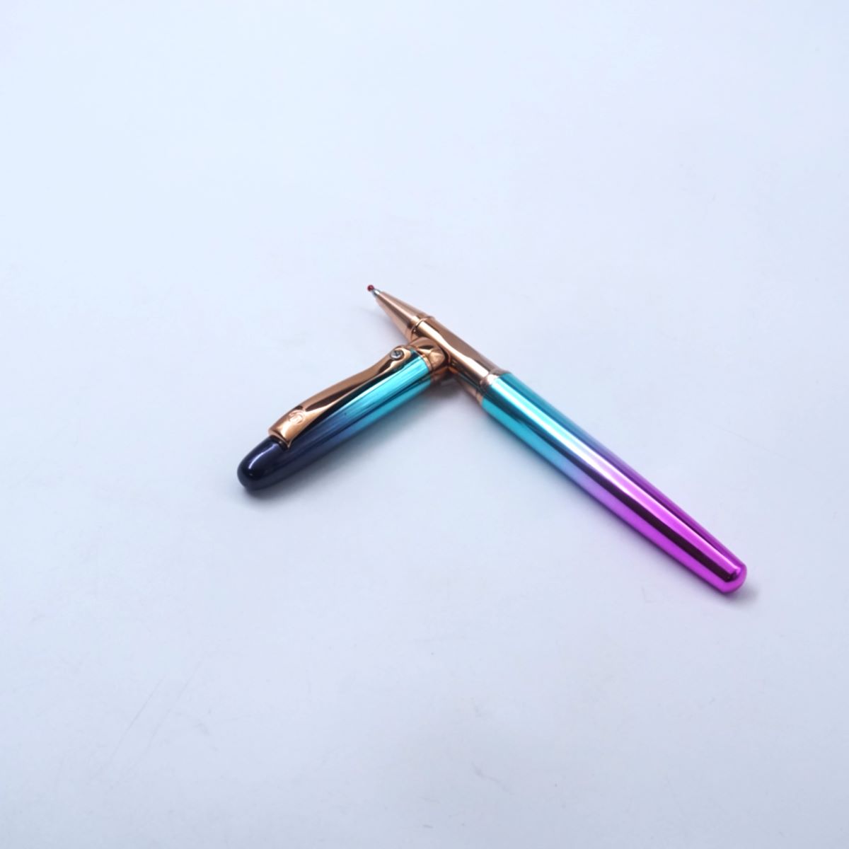 penhouse.in 0231 Black Blue Purple Mixed Color Body With Copper Clip And Trim Medium Tip Roller Ball Pen SKU 26875