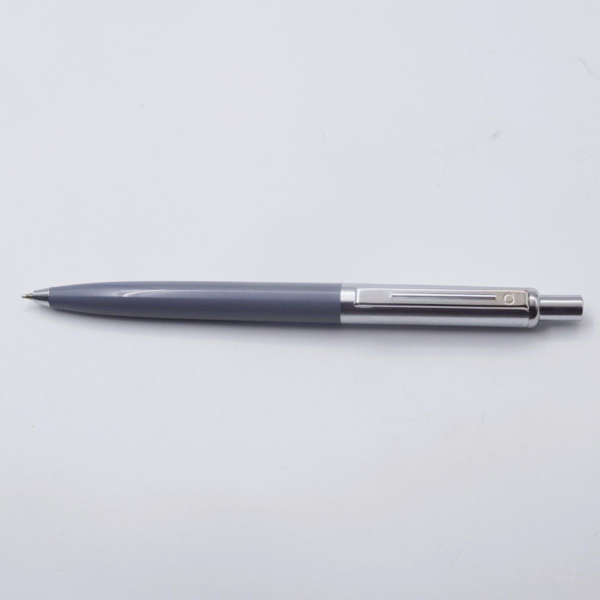 penhouse.in Grey Color Body With Silver Clip Retractable Ball Pen SKU 26962