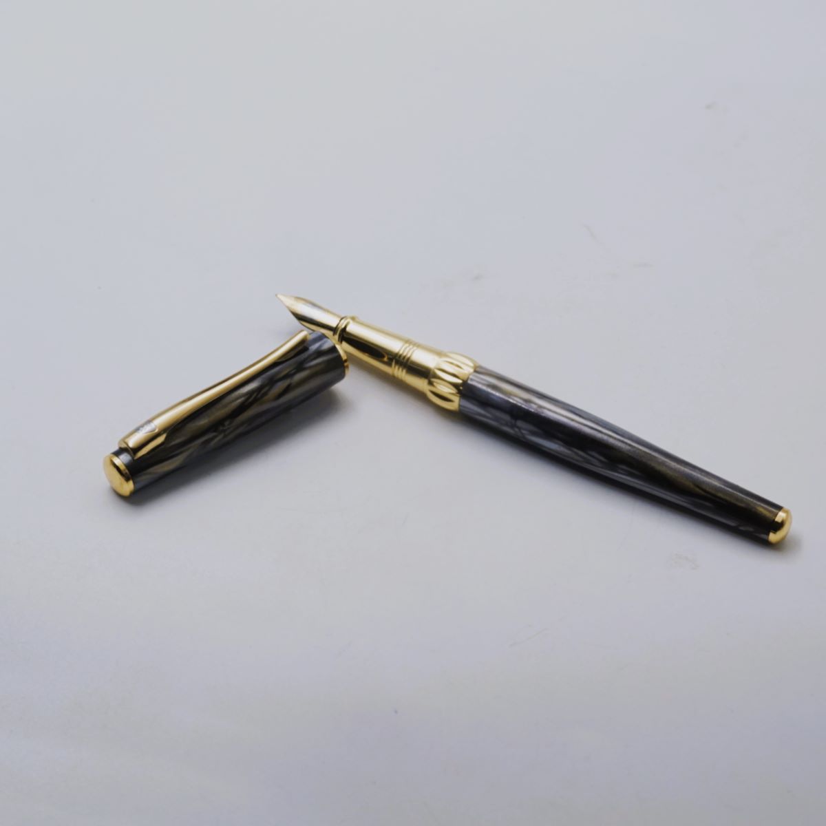 penhouse.in Grey with Black Strips Gold Clip And Trims Cap Type RubberSac Fountan Pen SKU 26957