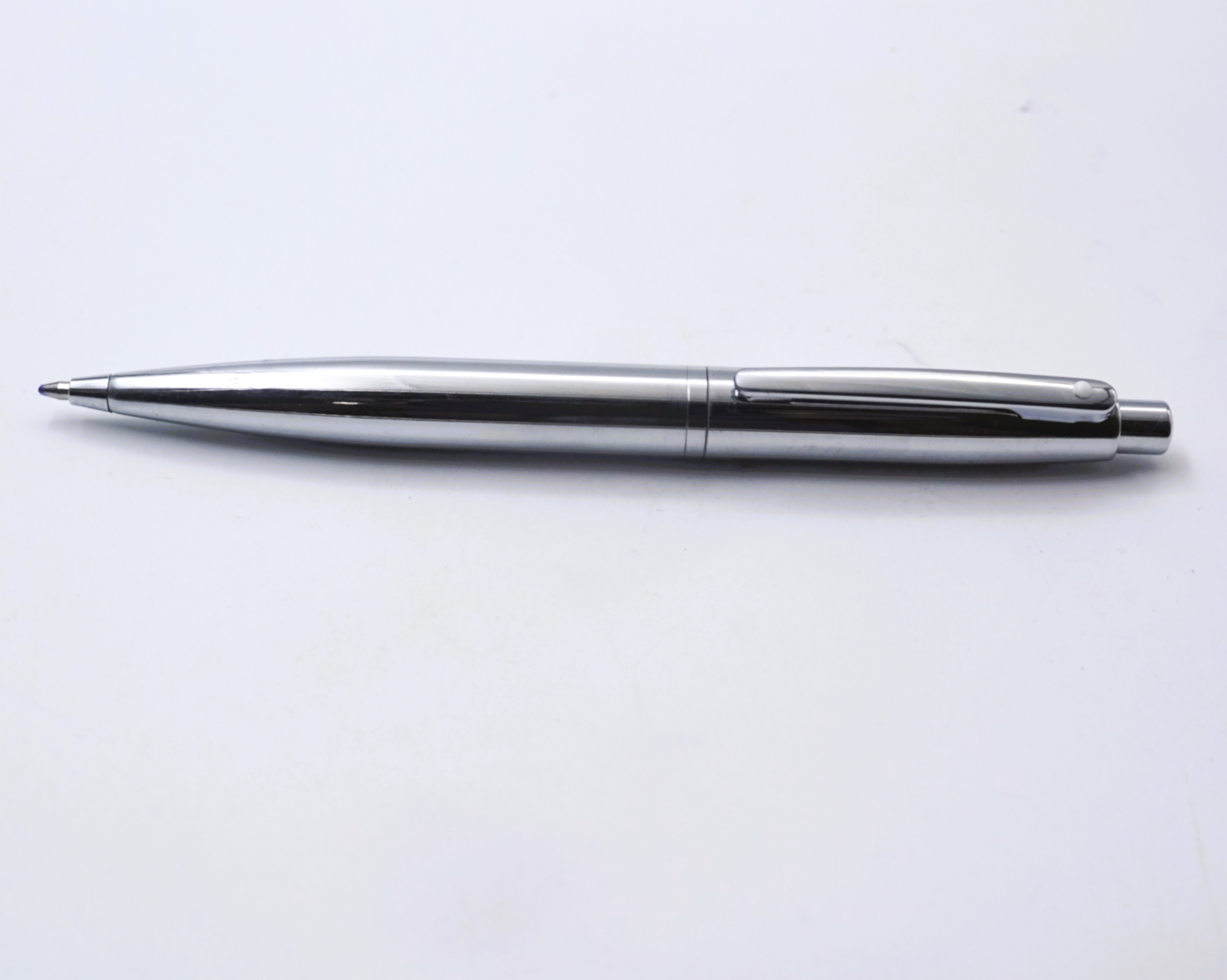 penhouse.in VFM Silver Color Body Twist Type Ball Pen SKU 26964