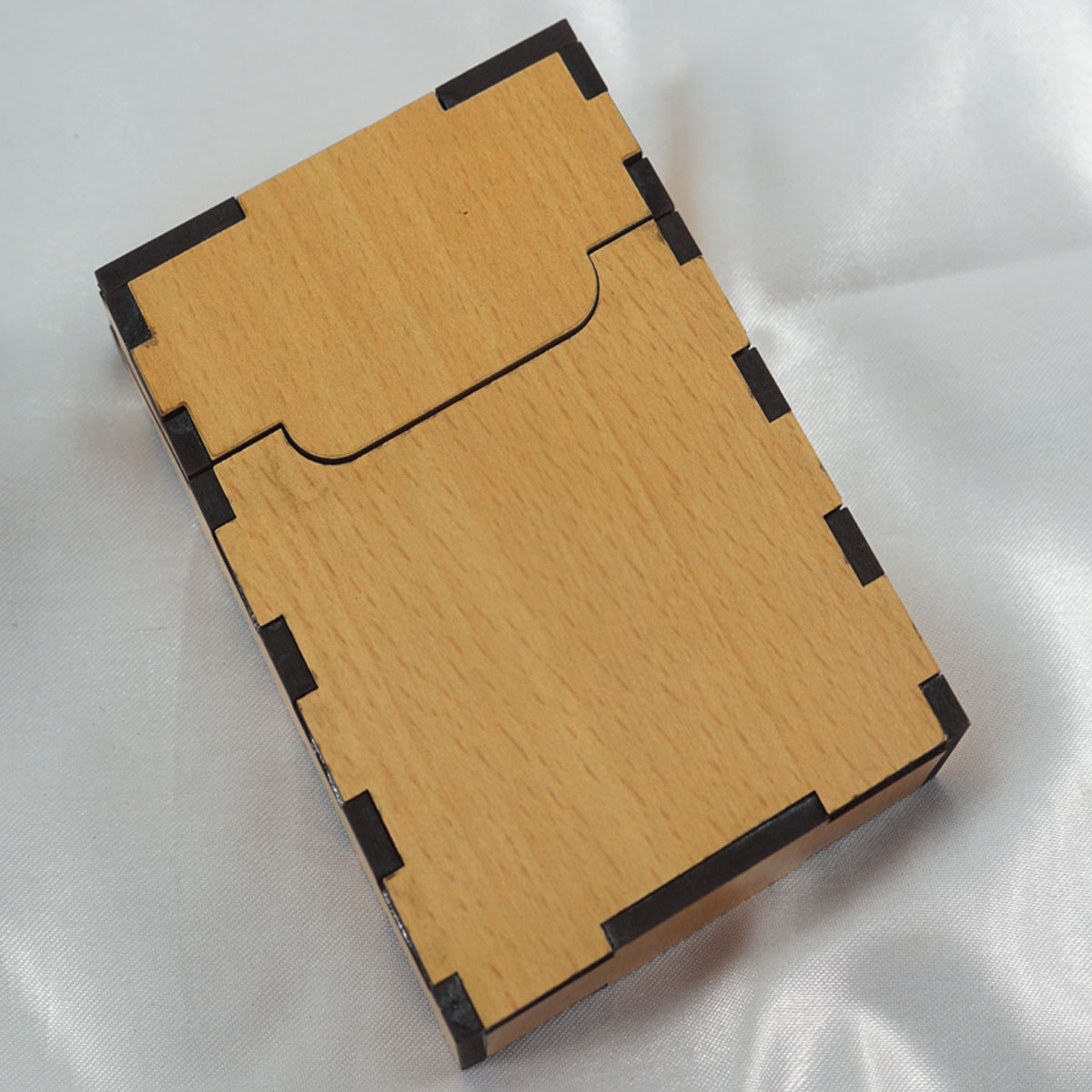 penhouse.in Wooden Card Holder Box SKU - 87430