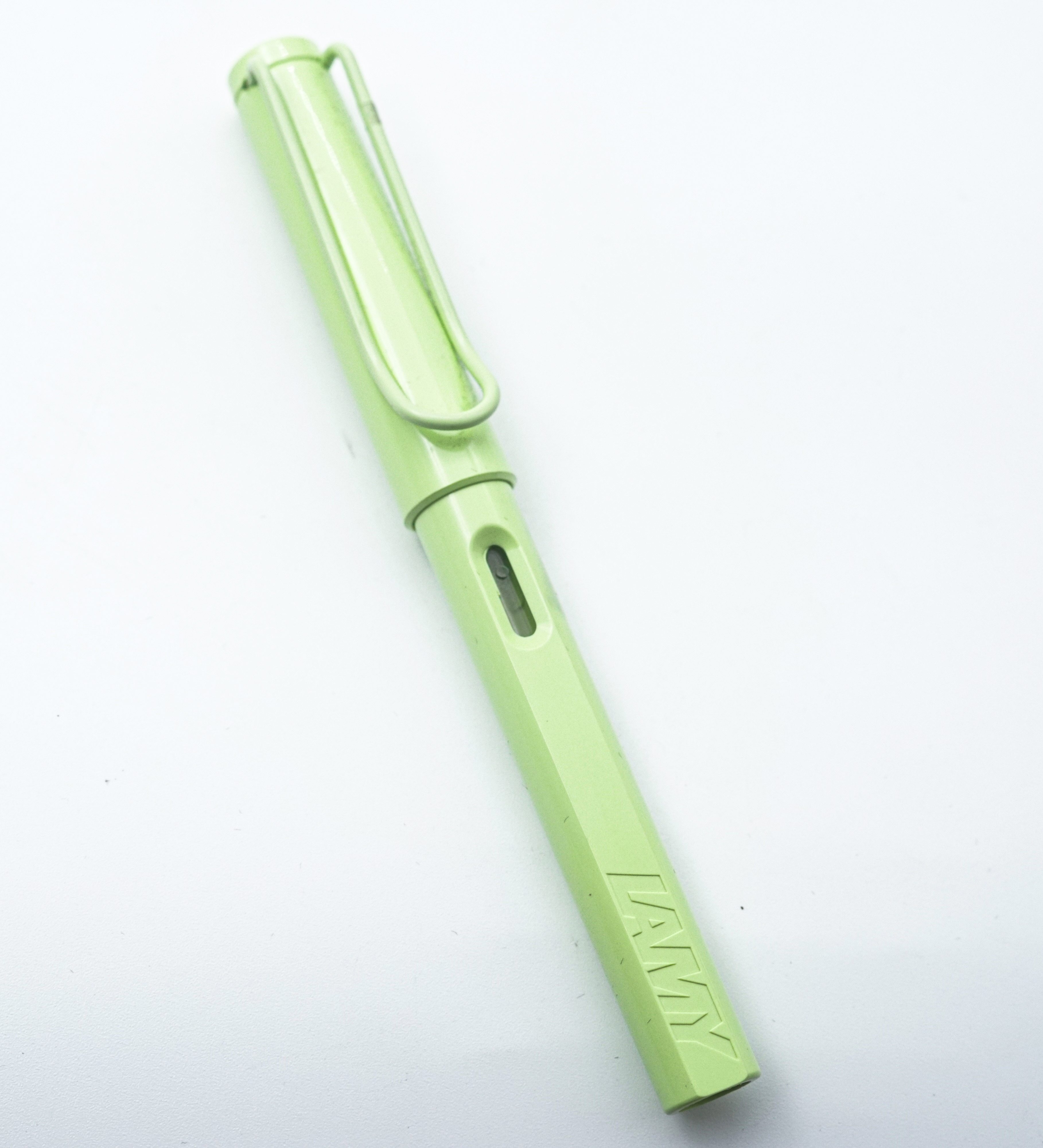 Lamy Safari Spring Green Color Body Medium Nib Converter Type Fountain Pen  SKU 24793