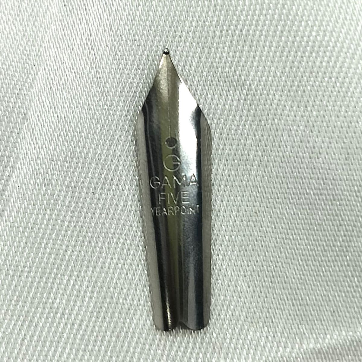 Gama  Full Silver Fine Nib 8  SKU 90435