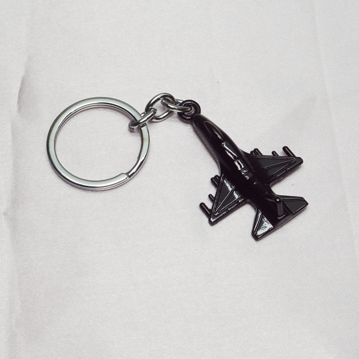 penhouse.in Black Color Metal Aeroplane Shape Keychain SKU KP048
