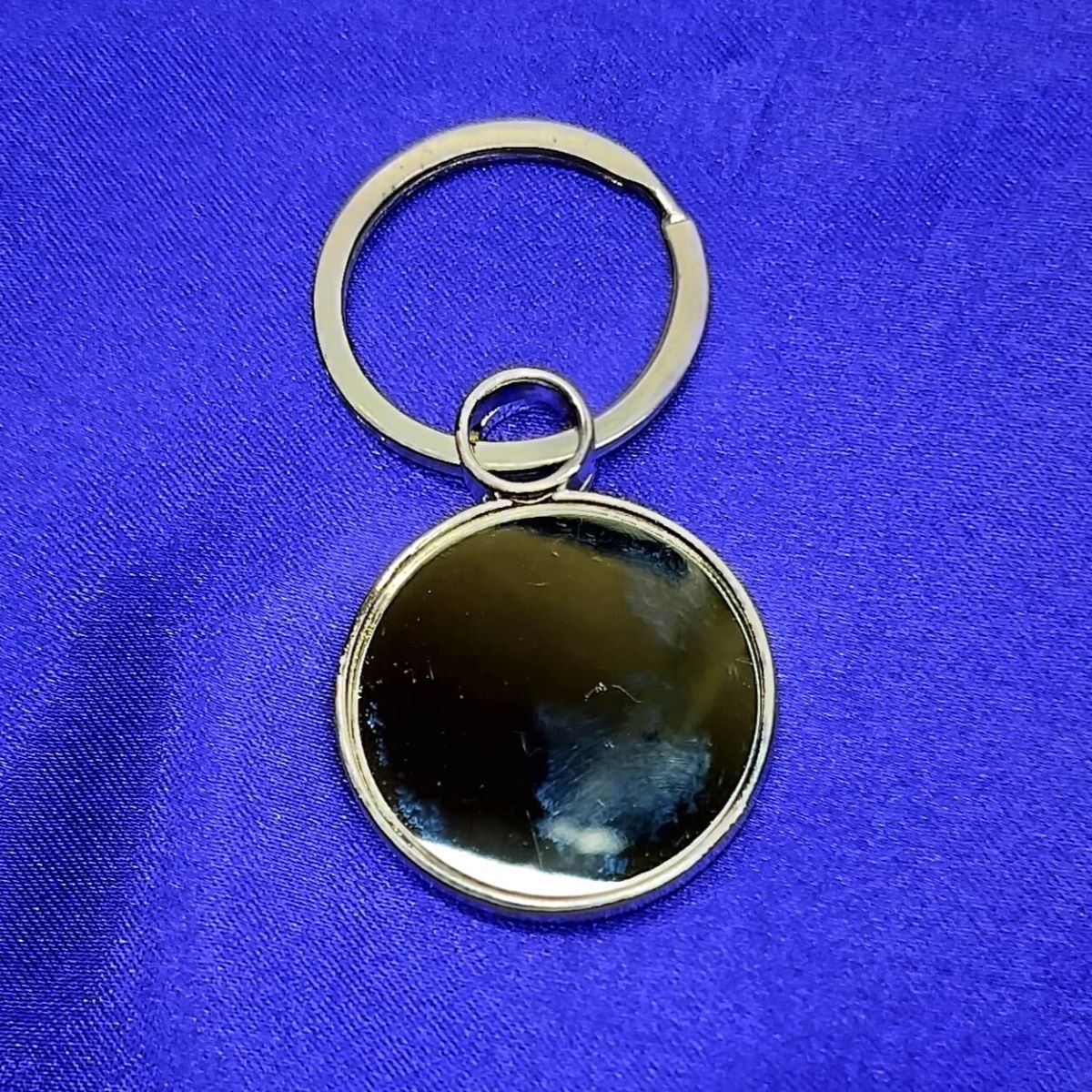 penhouse.in Circle Shape Metal Keychain SKU KP124
