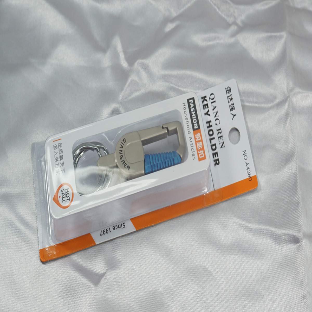 penhouse.in Qiangren Silver with Blue Color Key Holder and Keychain SKU KP358