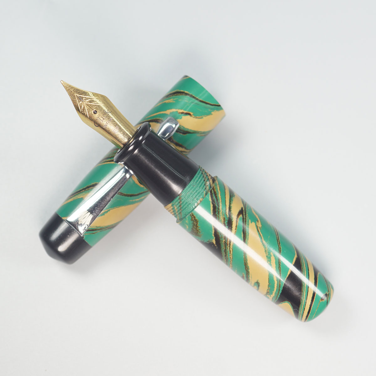 WOW Brand Model-1010A Kural குறள் 16/16mm Handmade Ebonite Green Black and Being Color Body and Cap with Silver Clip Eyedropper Model Fountain Pen Click Nib Thread SKU 60171