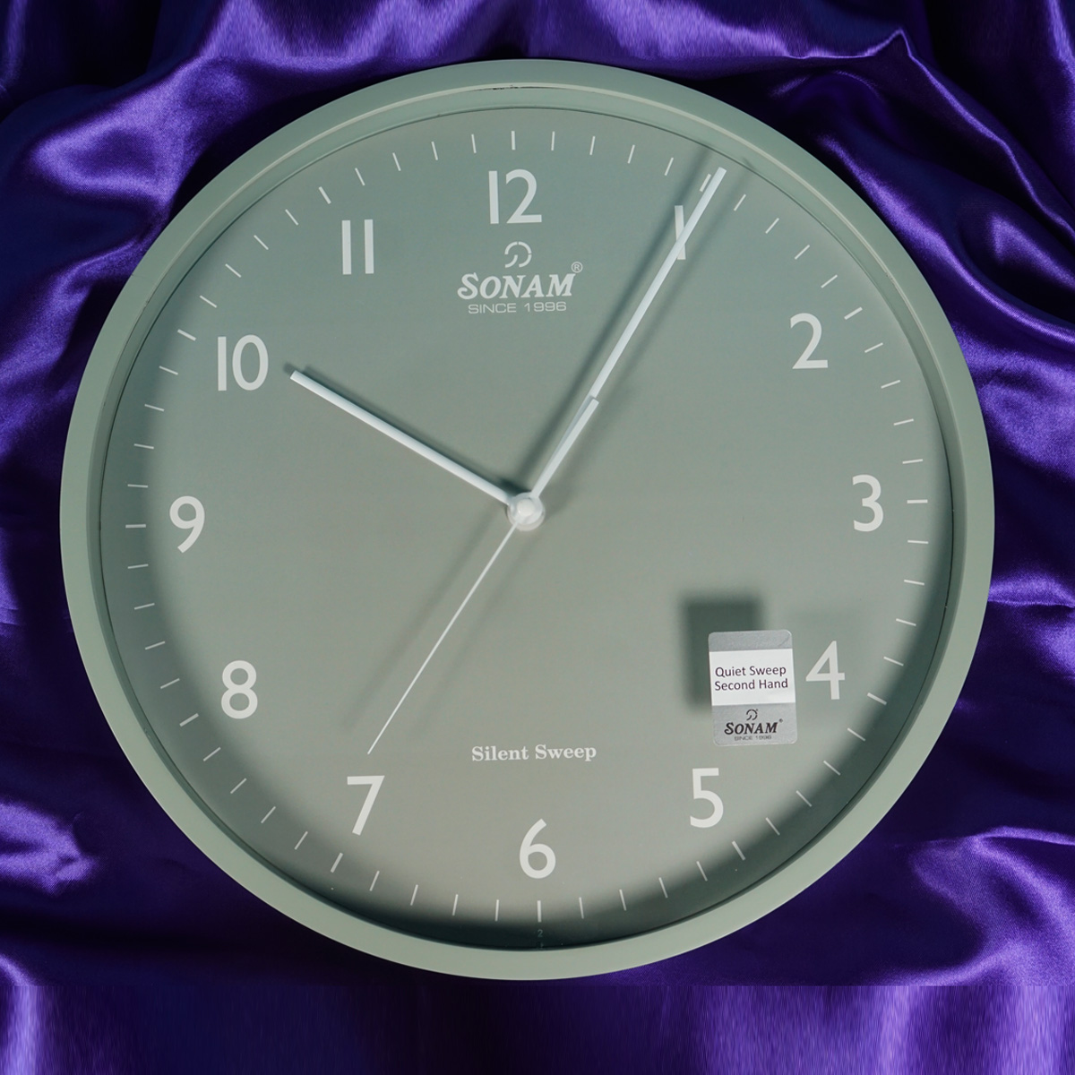 Sonnam Quartz Cream Green Circle Shape Wall Clock  SKU 51630