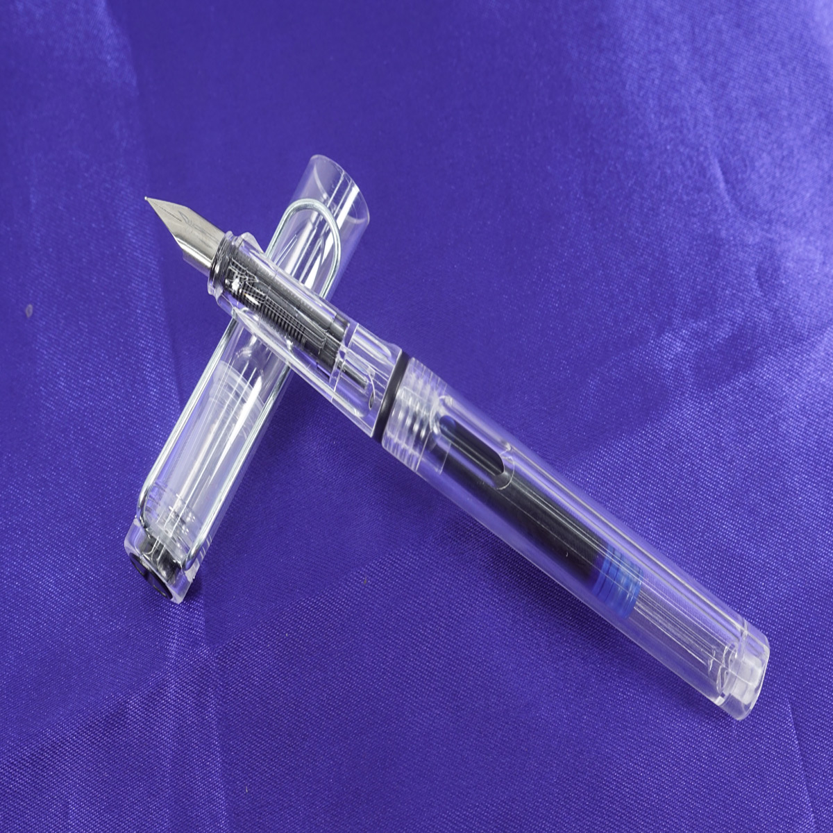 penhouse.in Transparent Color Body Cap Type With Silver Color Clip Extra Fine Nib Cartridge Type Fountain Pen SKU 27232